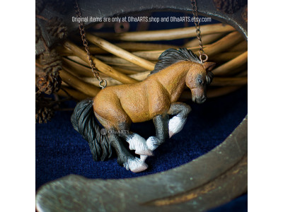 Galloping Horse: Pendant / Brooch / Magnet