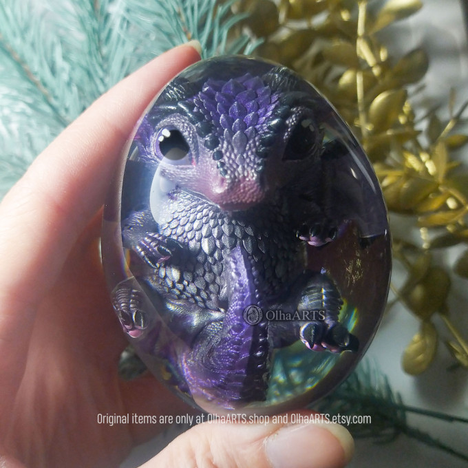 Dream Glider Dragon Egg, color Moon Violet